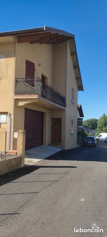Maison à louer, 120m², Pommier-de-Beaurepaire