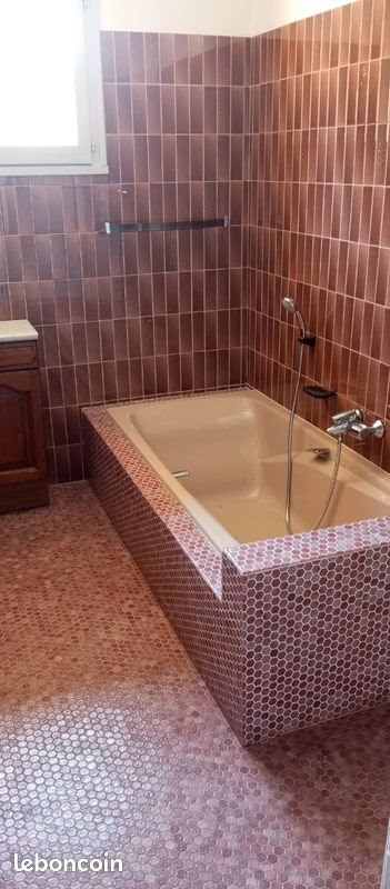 Maison à louer, 120m², Pommier-de-Beaurepaire