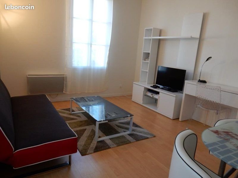 Appartement à louer, 40m², Périgny