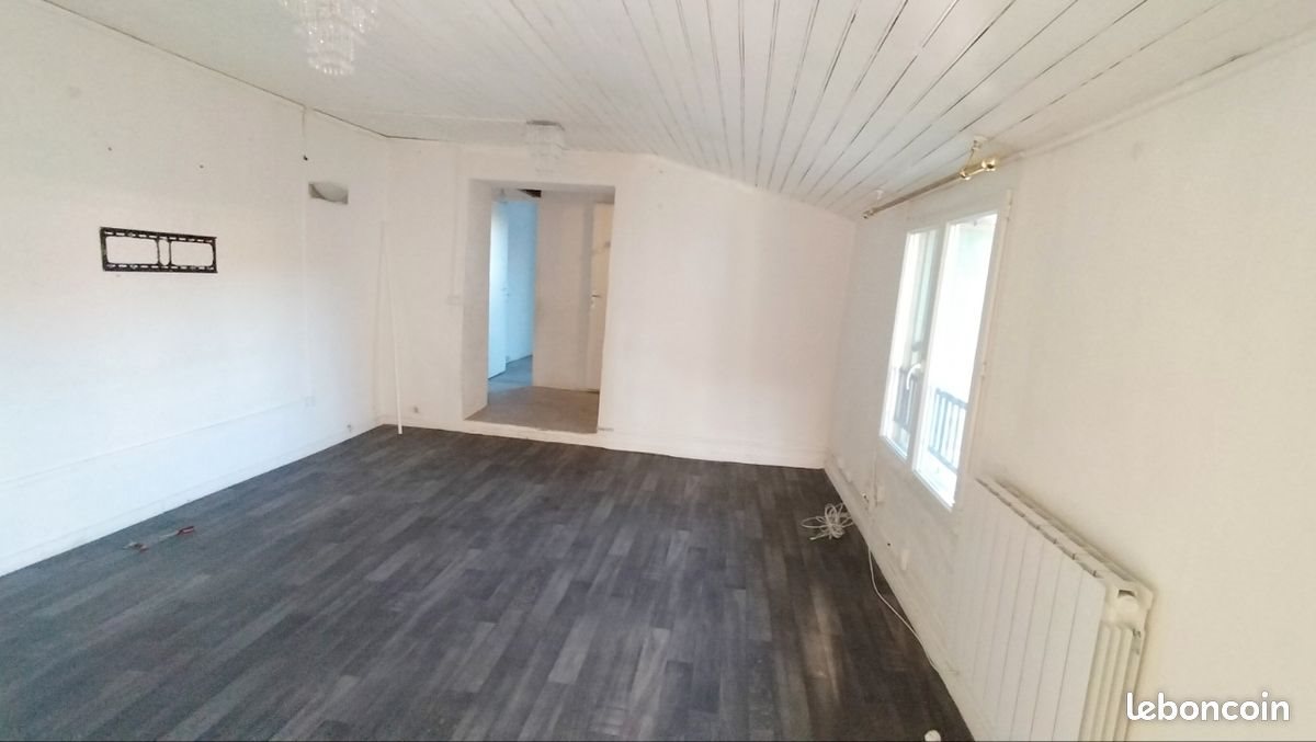 Appartement à louer, 65m², La Calmette