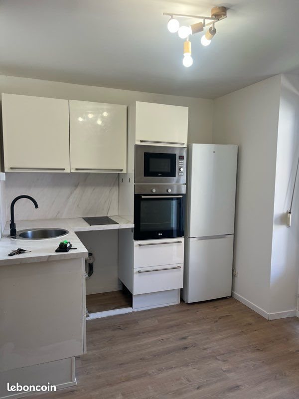 Appartement à louer, 18m², Rochejean