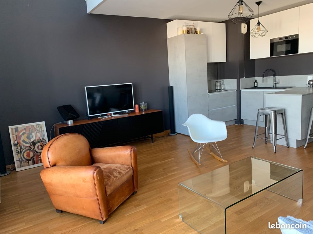 Appartement à louer, 80m², Pantin