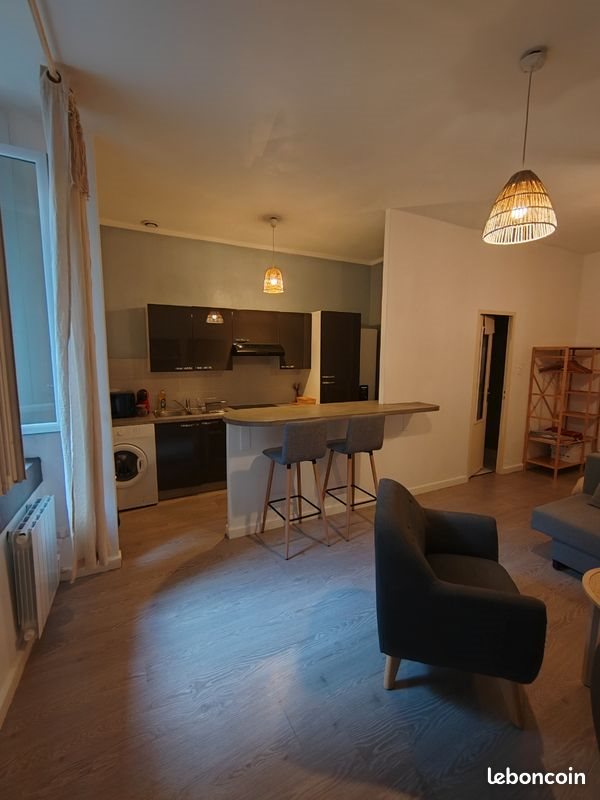 Appartement à louer, 30m², Nîmes