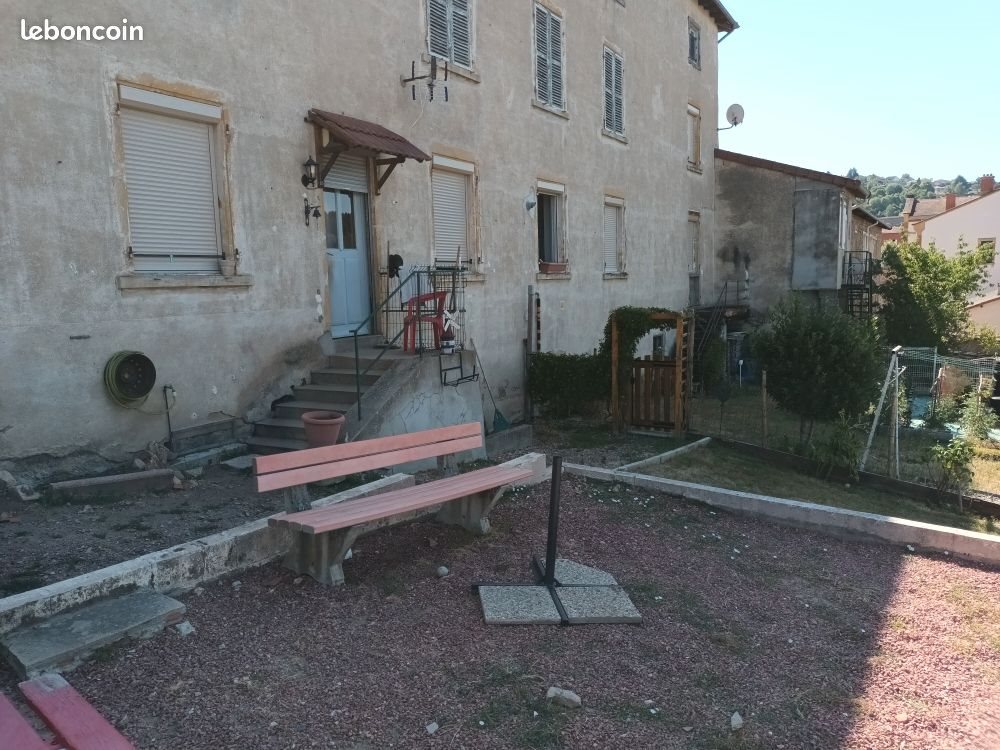 Appartement à vendre, 220m², Thizy