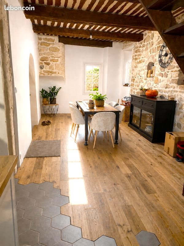 Maison à louer, 71m², Aurons