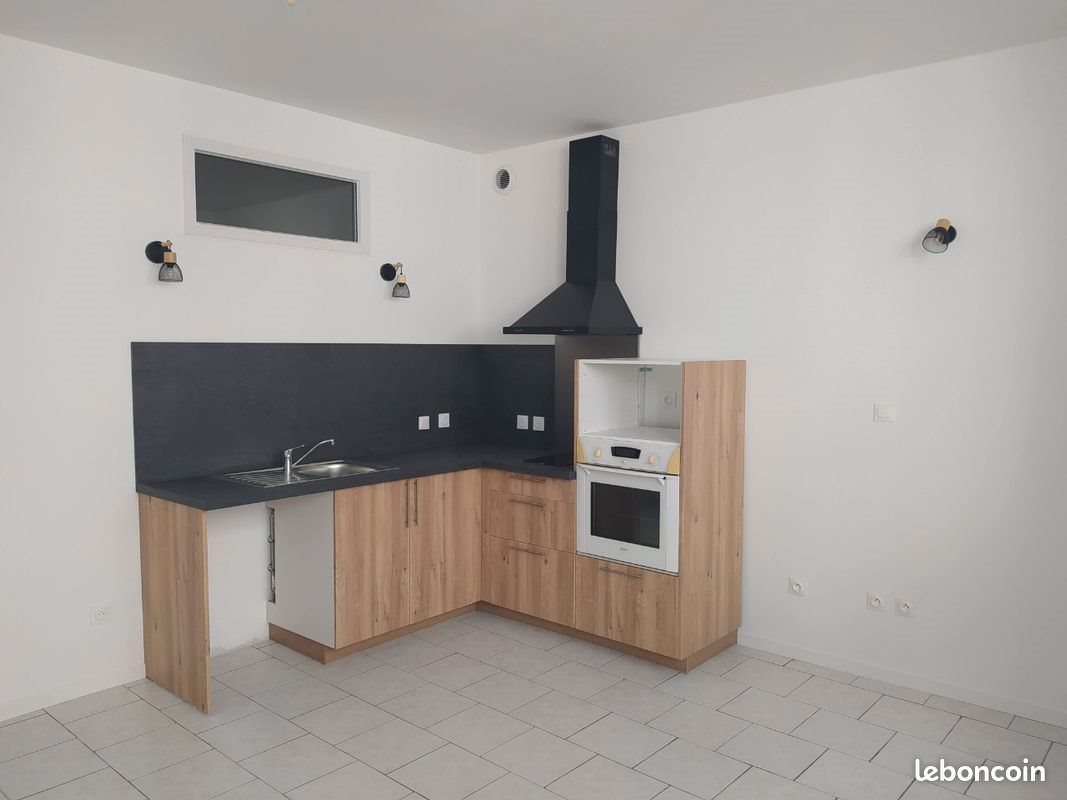 Appartement à louer, 40m², Saint-Florent-le-Vieil