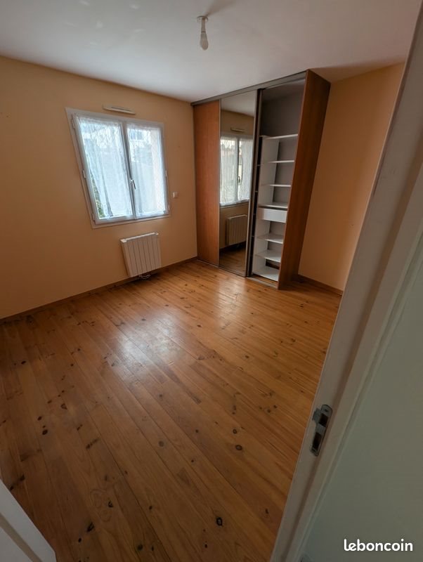 Maison à louer, 101m², Brains