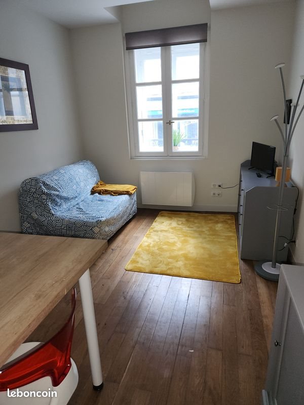 Appartement à louer, 18m², Pau