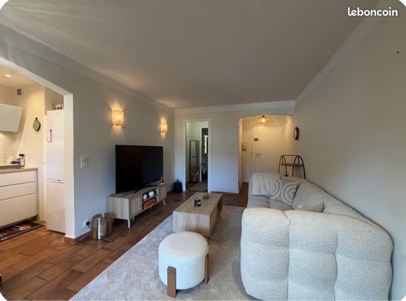 Appartement à louer, 46m², Roquebrune-sur-Argens