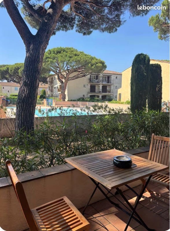 Appartement à louer, 46m², Roquebrune-sur-Argens