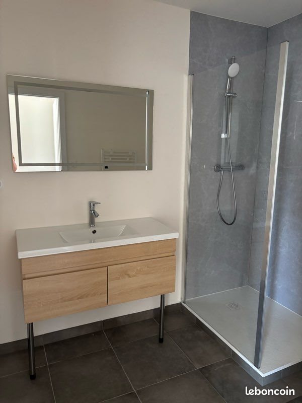 Appartement à louer, 88m², Ecole-Valentin