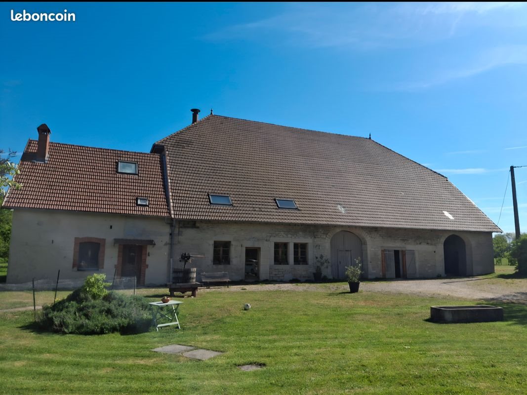 Maison à vendre, 302m², Poligny