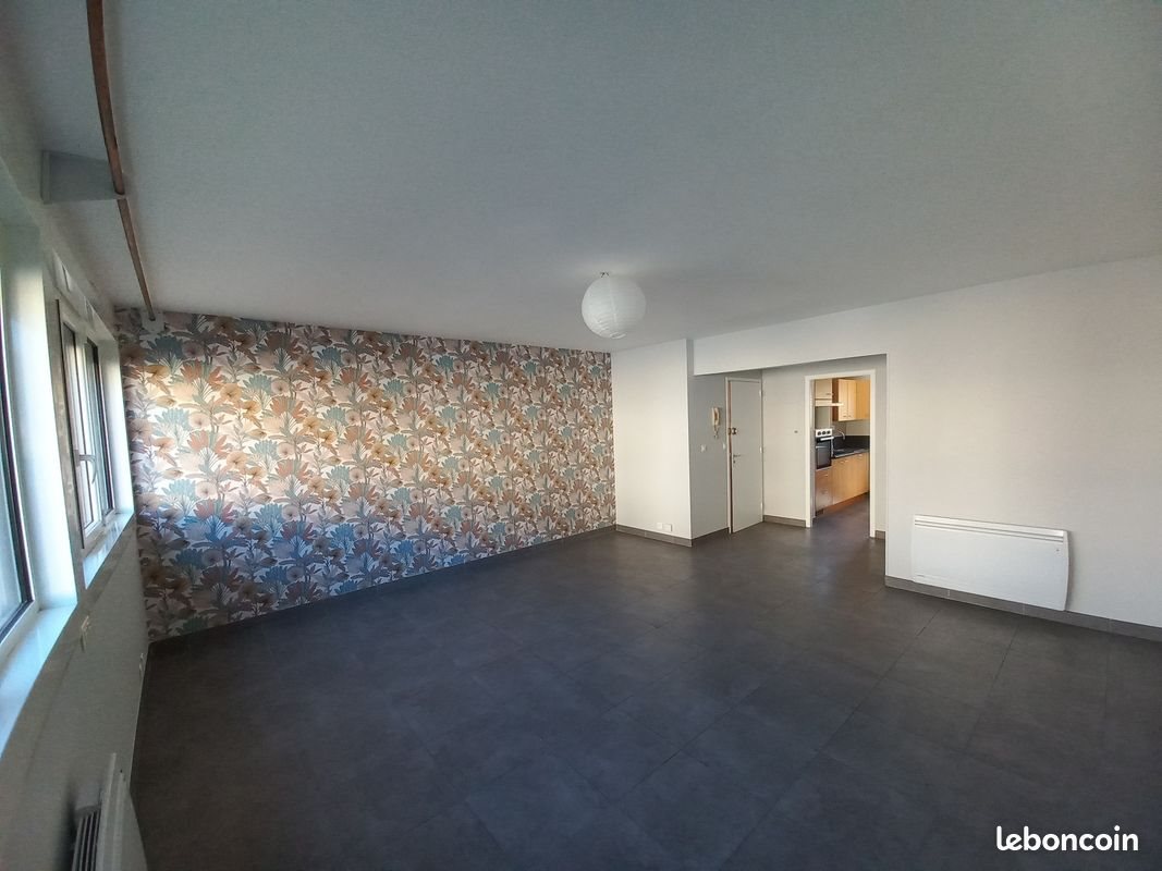 Appartement à louer, 80m², Millau