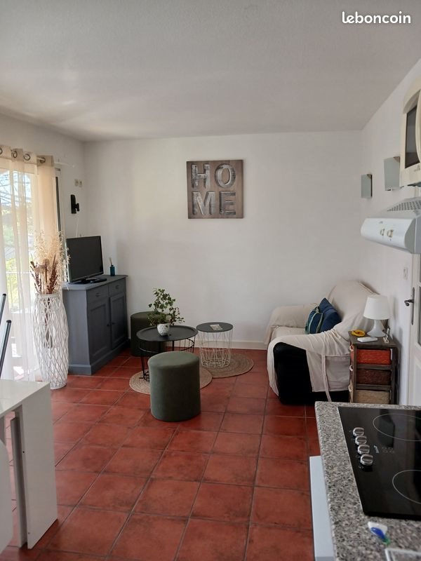 Appartement à louer, 48m², Sainte-Cécile-les-Vignes