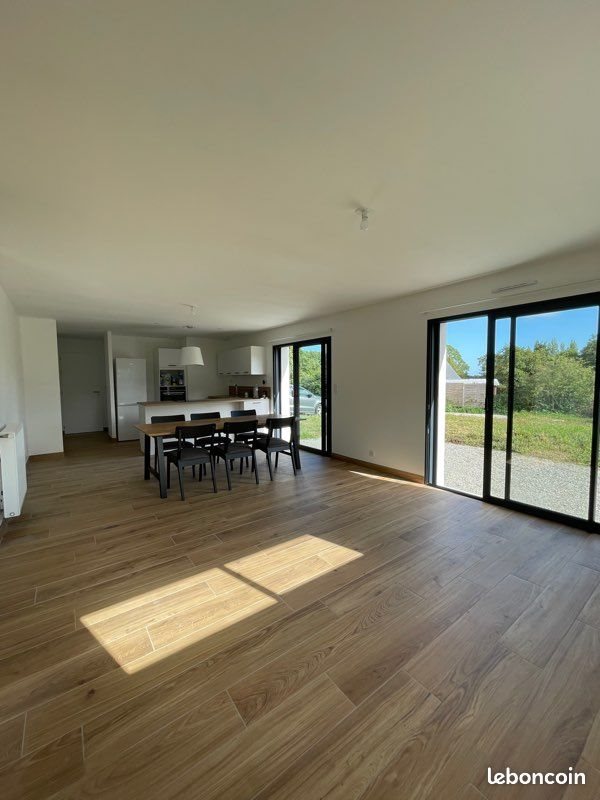 Maison à louer, 80m², Brandérion