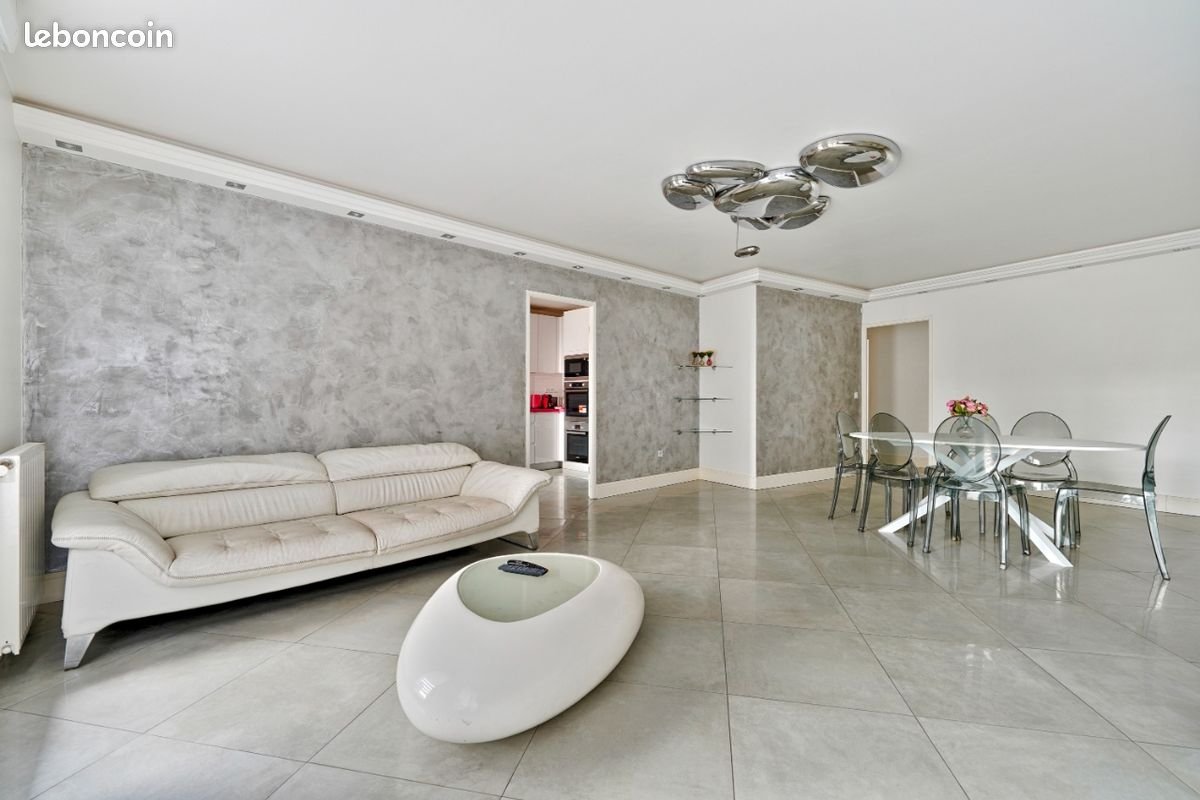 Appartement à louer, 128m², Montreuil