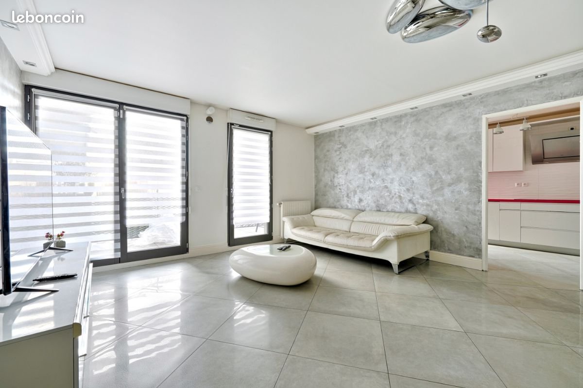 Appartement à louer, 128m², Montreuil