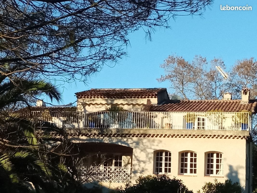 Appartement à louer, 85m², Mougins