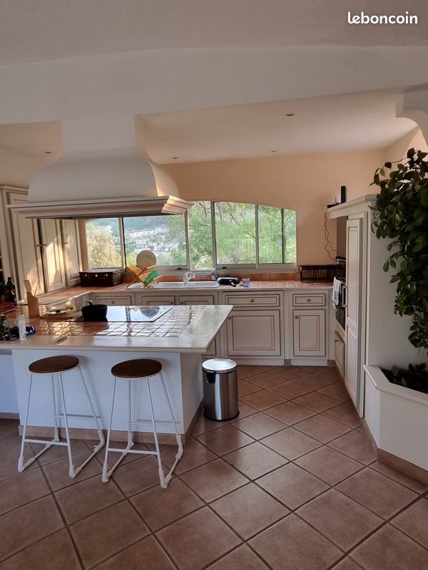 Appartement à louer, 85m², Mougins