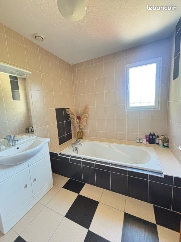 Maison à vendre, 130m², Massiac