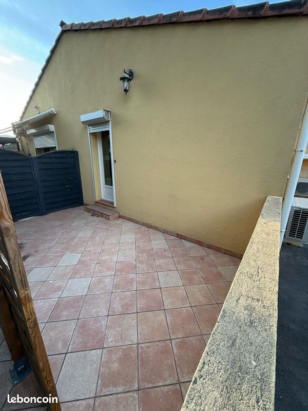 Appartement à louer, 22m², Saint-Raphaël