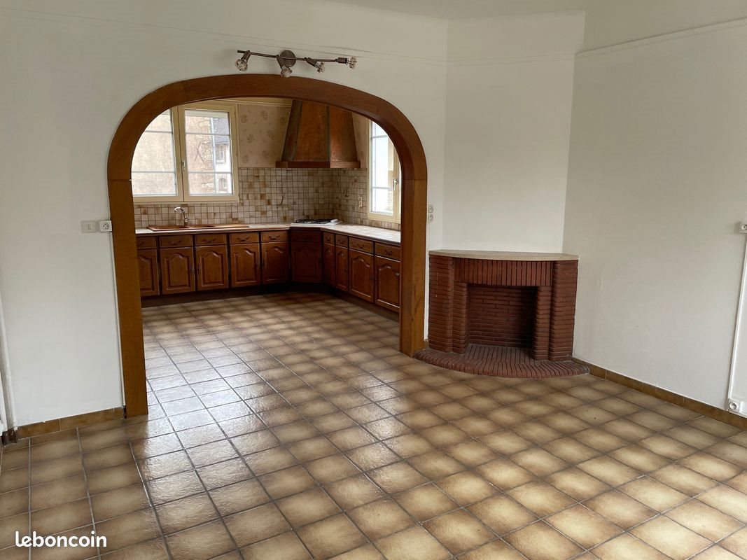 Appartement à louer, 80m², Charny