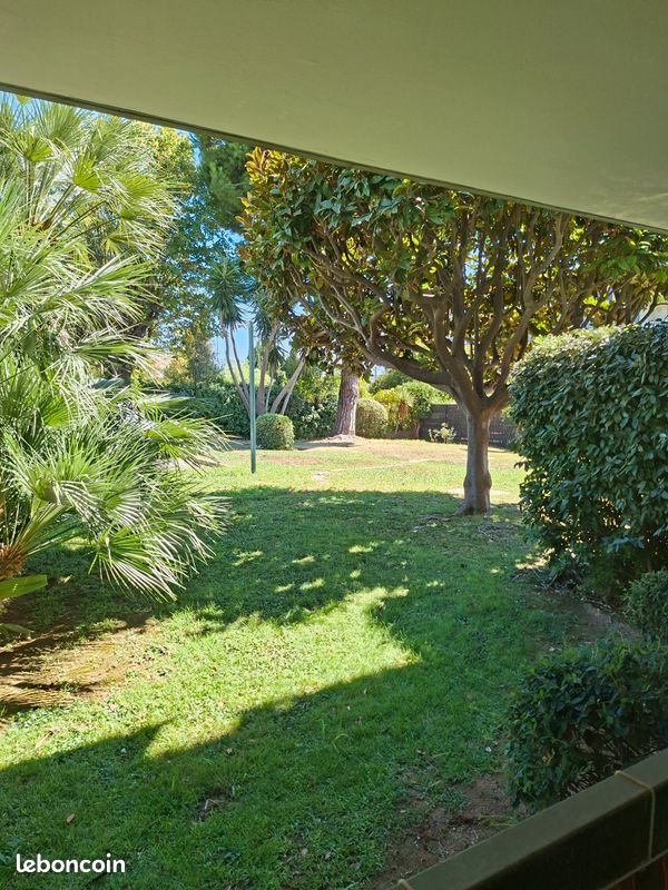 Appartement à louer, 21m², Saint-Laurent-du-Var