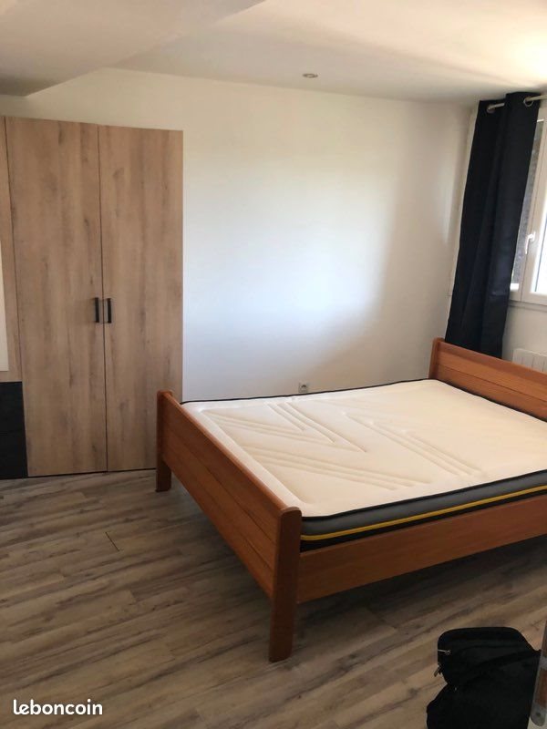 Maison à louer, 80m², Yenne