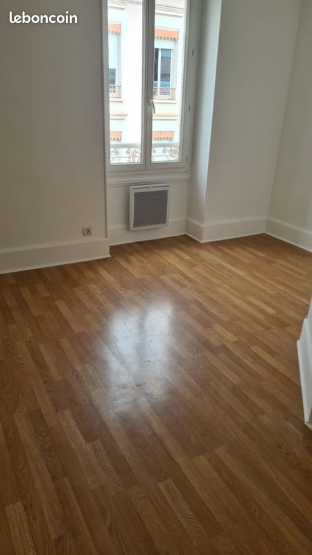 Appartement à louer, 45m², Rives
