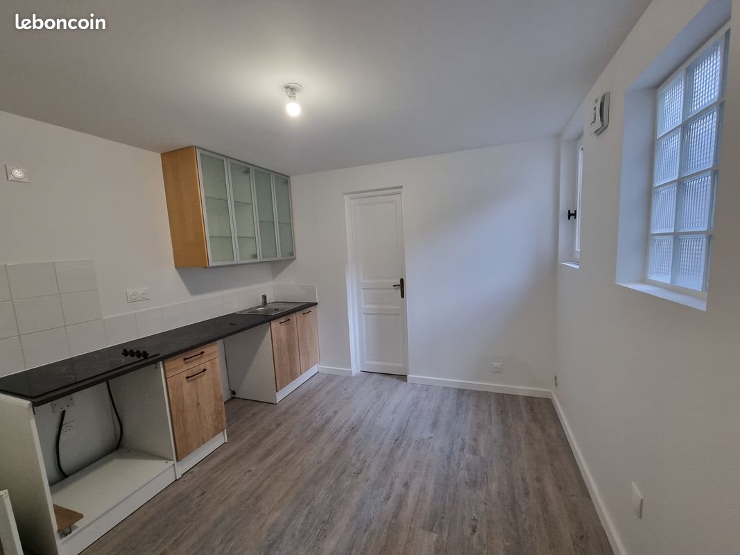 Appartement à louer, 38m², Villeneuve-sur-Yonne