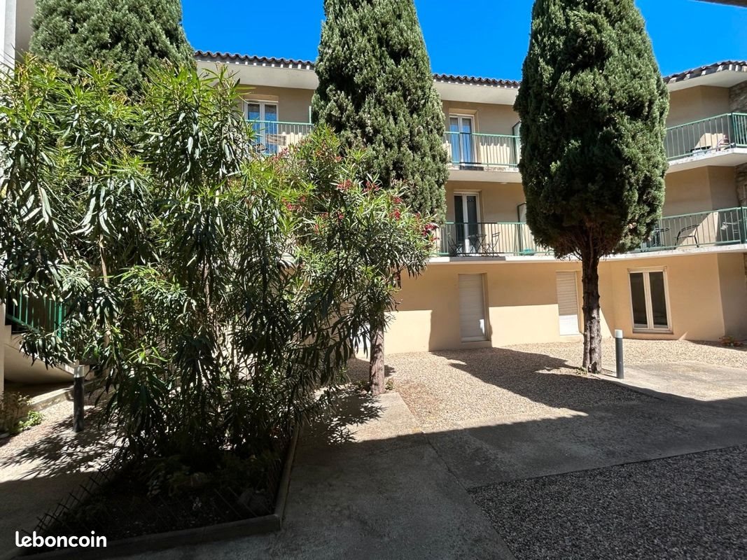Appartement à louer, 18m², Nîmes