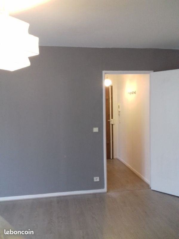 Appartement à louer, 45m², Montigny-le-Bretonneux