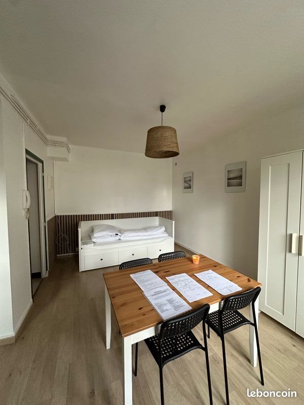 Appartement à louer, 37m², Saint-Sauves-d'Auvergne