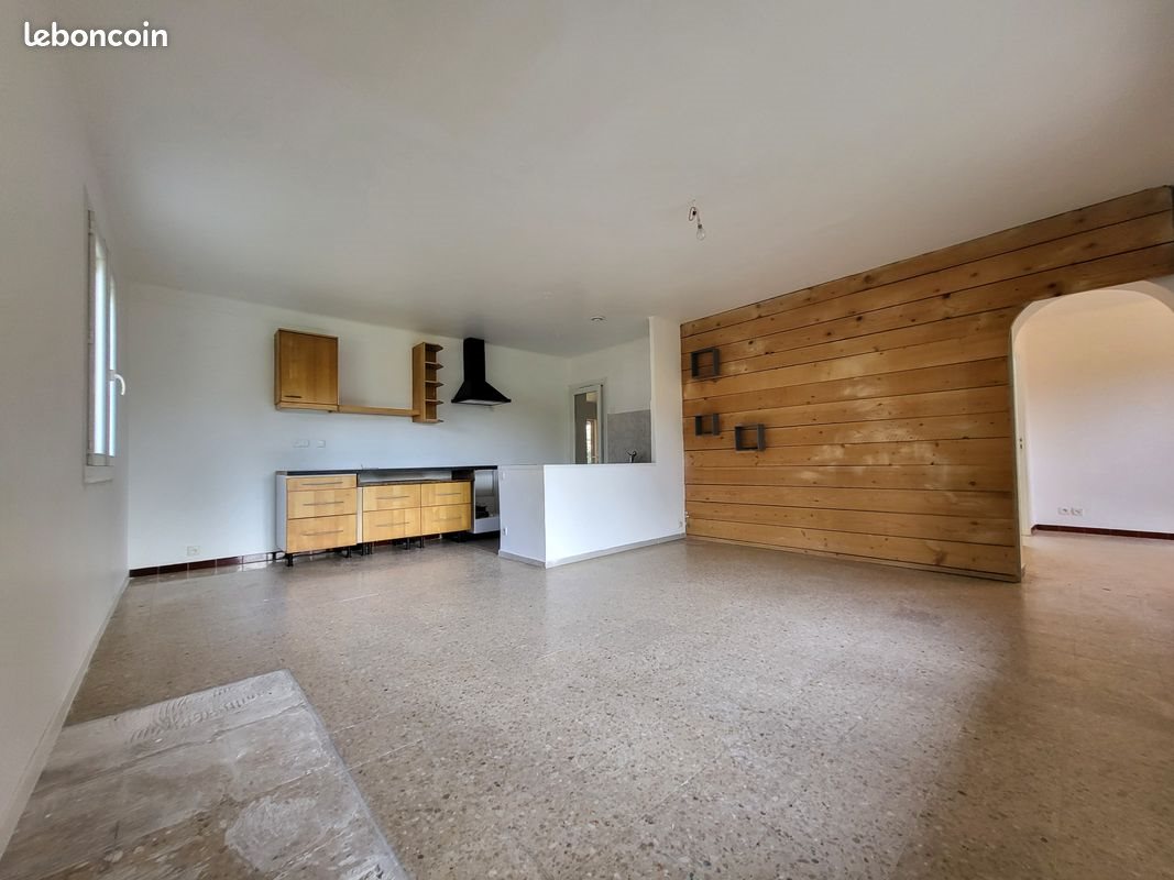 Maison à louer, 73m², Saint-Maximin-la-Sainte-Baume