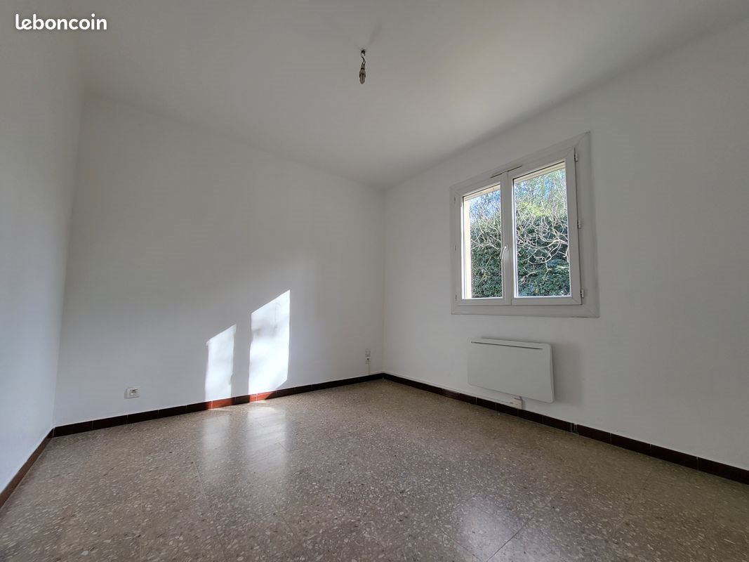 Maison à louer, 73m², Saint-Maximin-la-Sainte-Baume