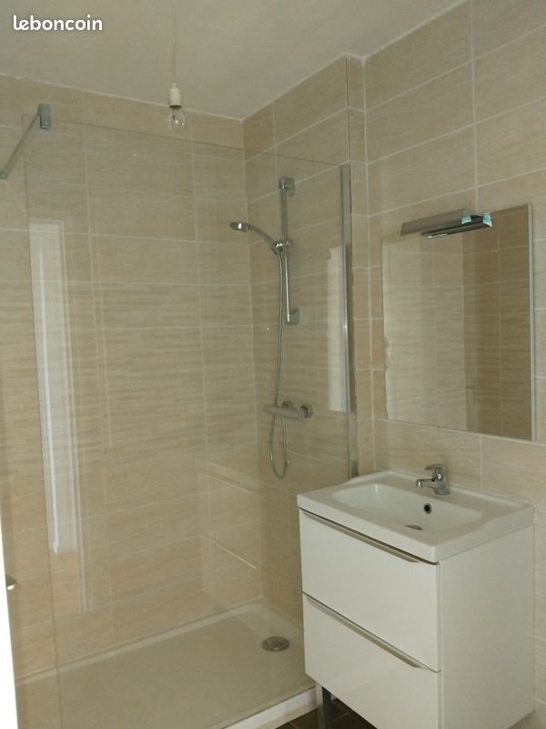Appartement à louer, 48m², Bron