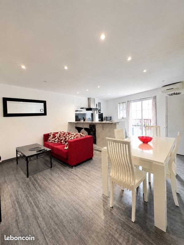 Appartement à louer, 77m², Le Boulou