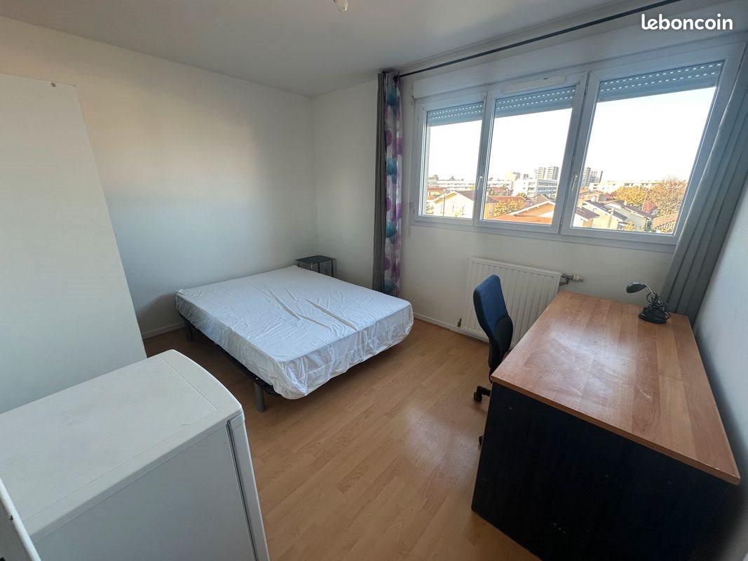 Appartement à louer, 71m², Bron