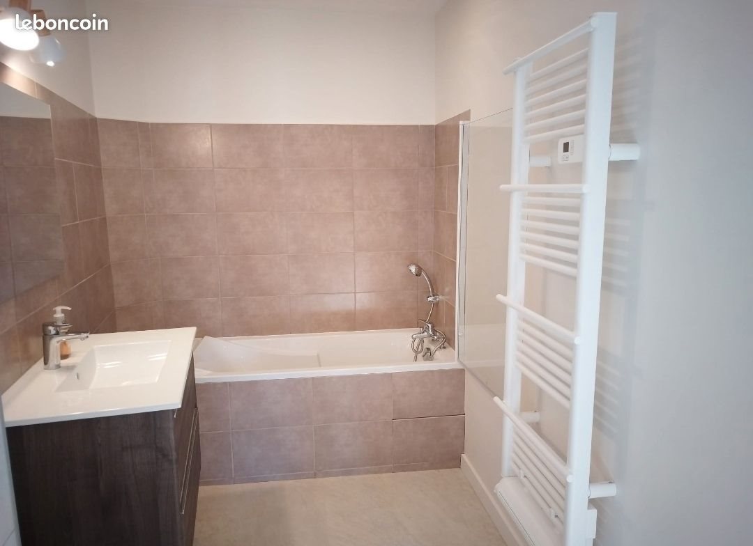 Appartement à vendre, 53m², Nîmes