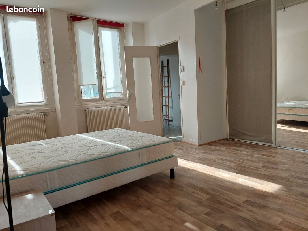 Appartement à louer, 87m², Saint-Étienne