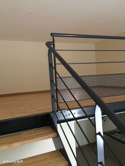 Appartement à louer, 26m², Bron