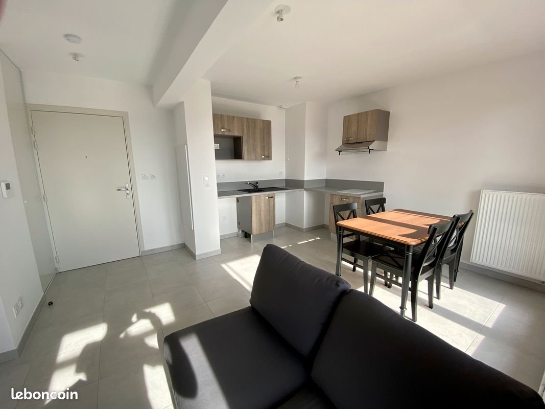 Appartement à louer, 37m², Marseille 10ème