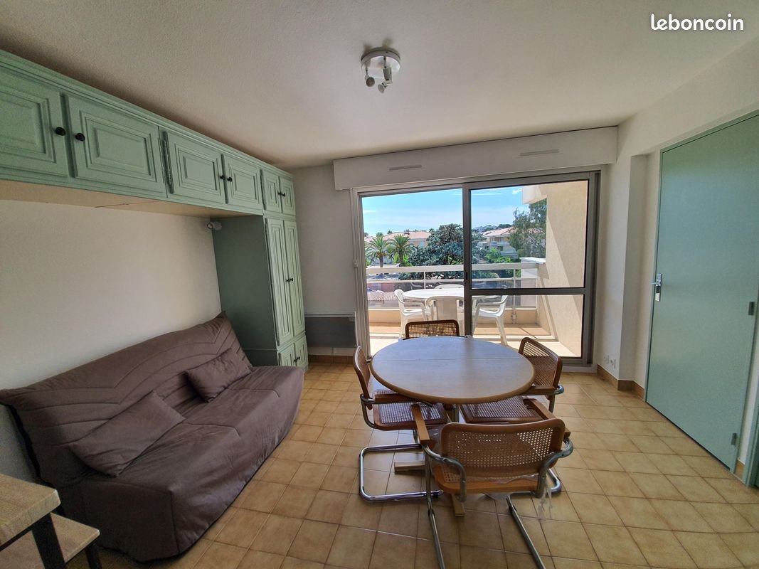 Appartement à louer, 25m², Antibes