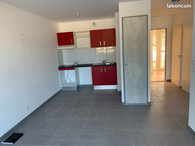 Appartement à louer, 43m², Nîmes