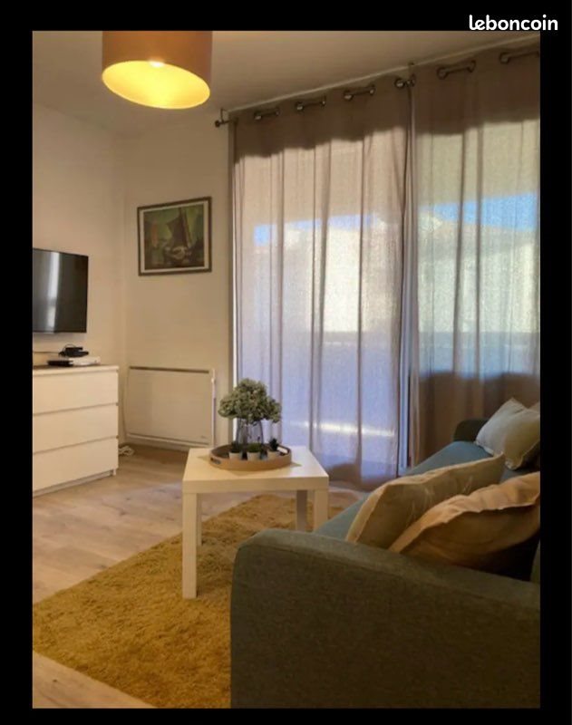 Appartement à louer, 20m², Hyères