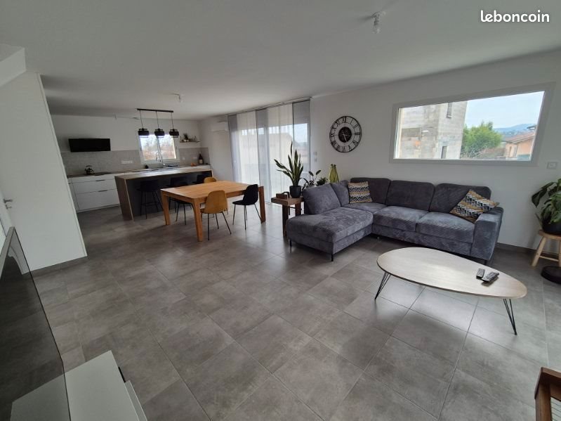 Maison à louer, 110m², Brindas