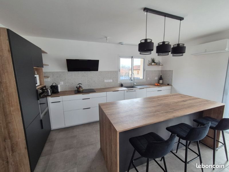 Maison à louer, 110m², Brindas