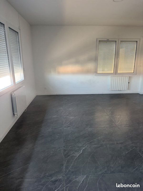 Appartement à louer, 28m², Vaulx-en-Velin
