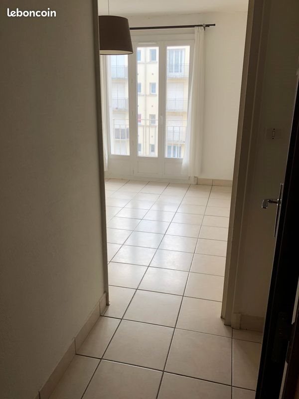 Appartement à louer, 23m², Tours
