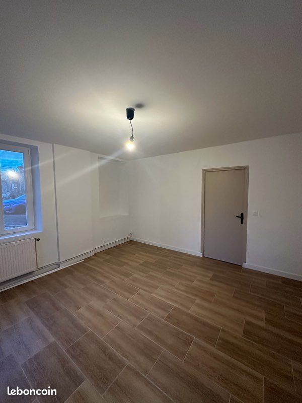 Appartement à louer, 68m², Bogny-sur-Meuse
